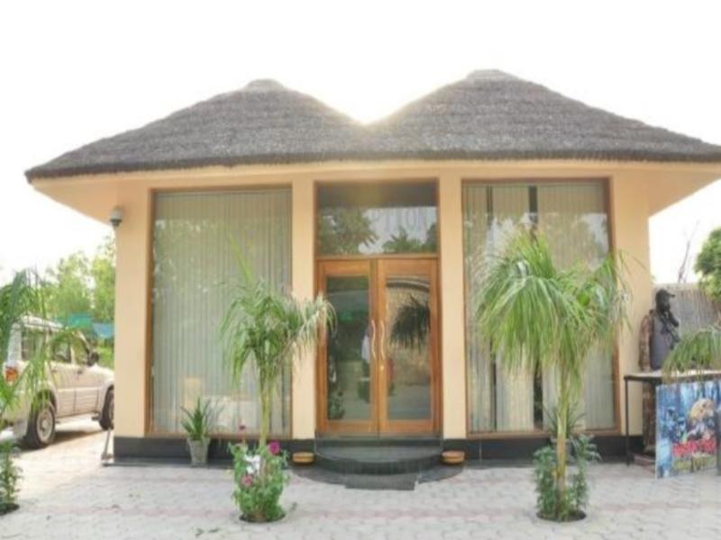 Kangs Nirvana Resorts And Spa Mahalpur ภายนอก รูปภาพ